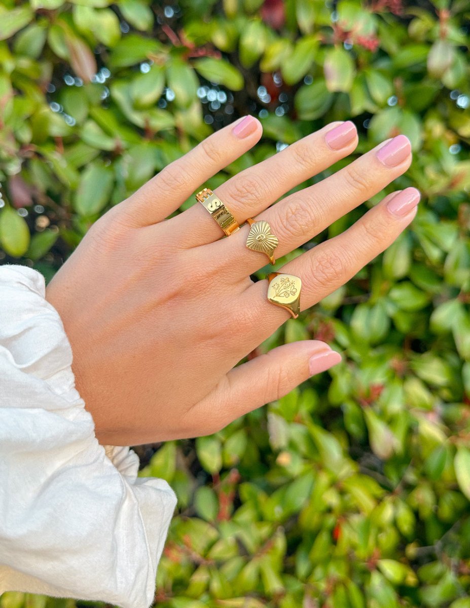 Radiant Heart Ring - Trendy