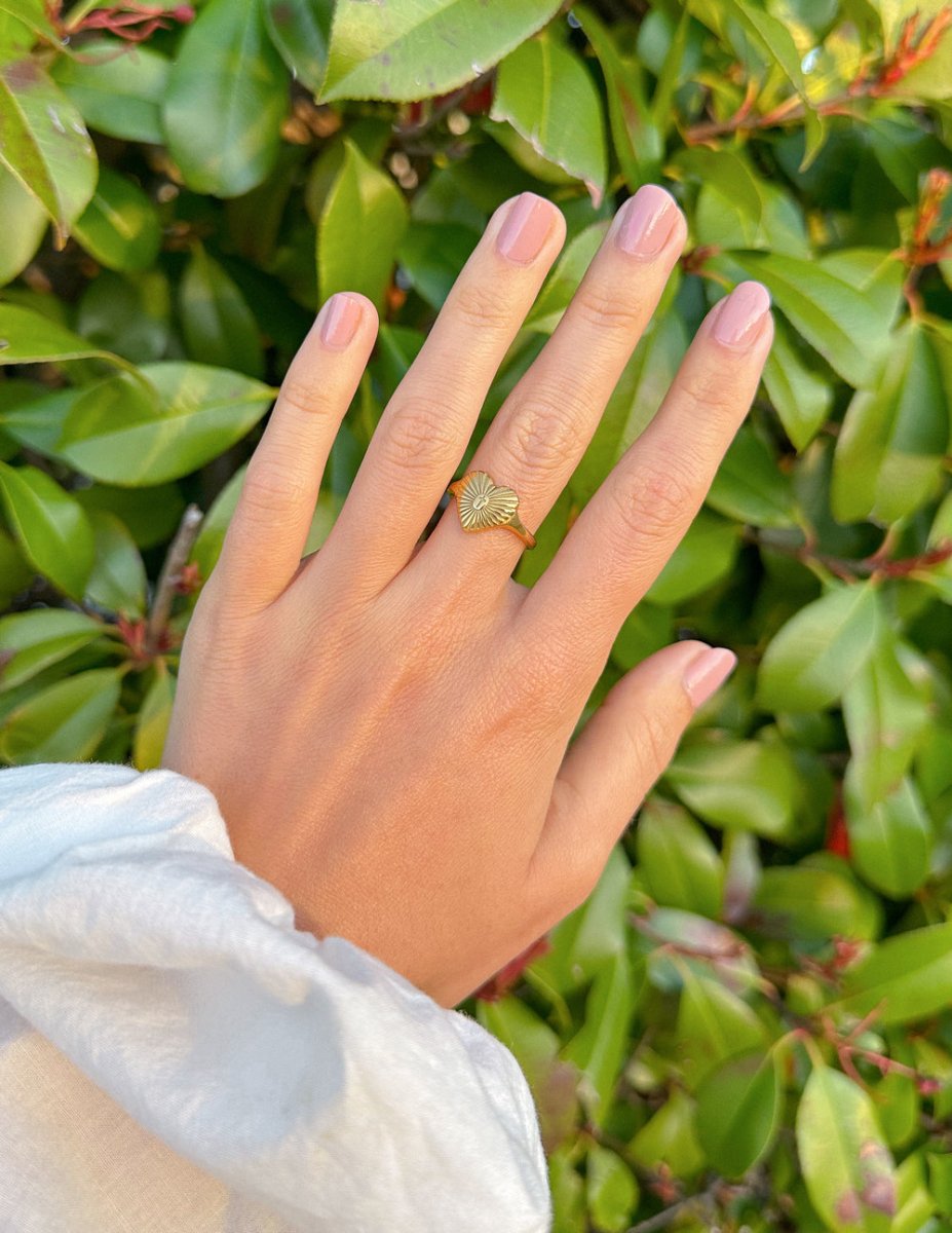 Radiant Heart Ring - Trendy